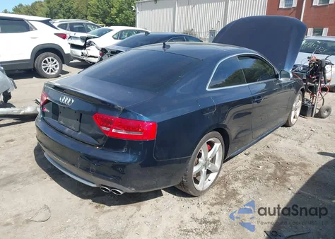 2010 Audi S5 4.2 Premium Plus из США, поврежденный, VIN WAUVVAFR2AA046179